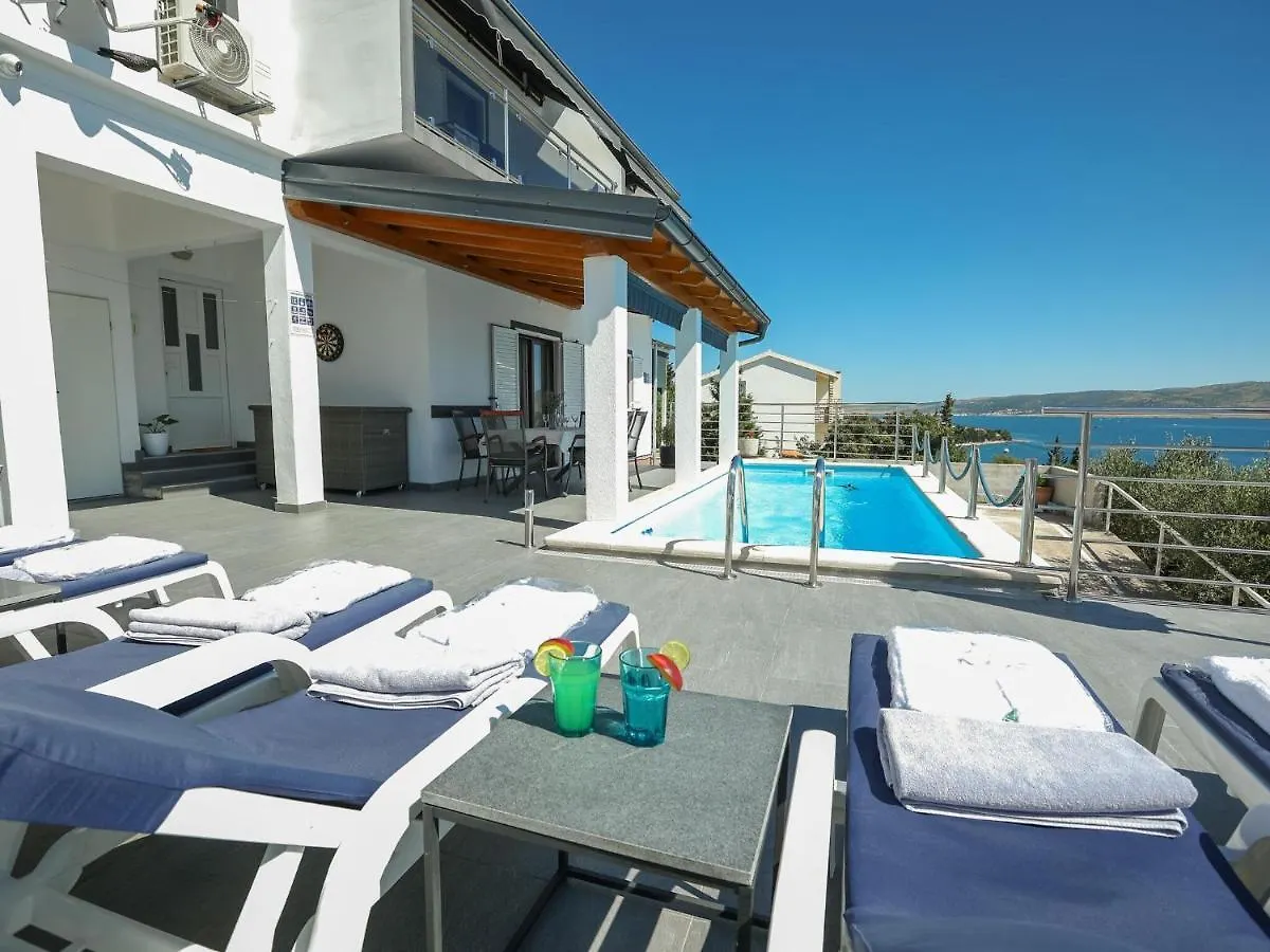 Luxury Apartment In Starigrad Starigrad Paklenica