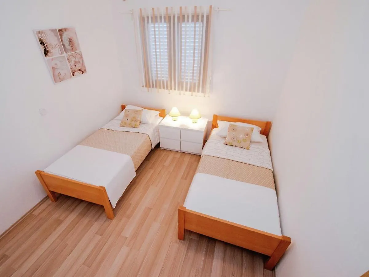 Luxury Apartment In Starigrad  Starigrad Paklenica
